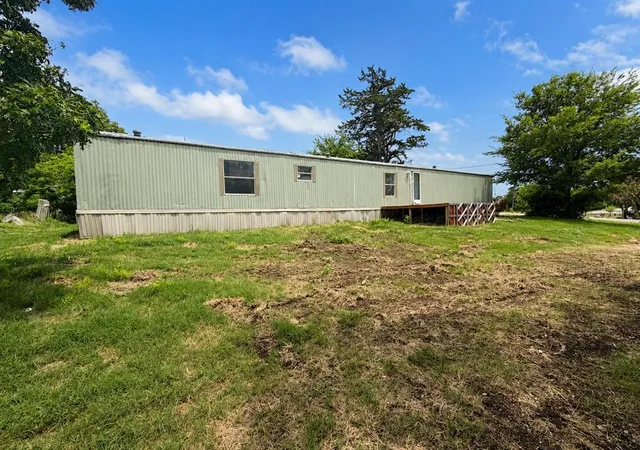Homes for sale in Sulphur, OK | 206 W Tahlequah Ave, Sulphur, OK 73086 | MLS# 1238204