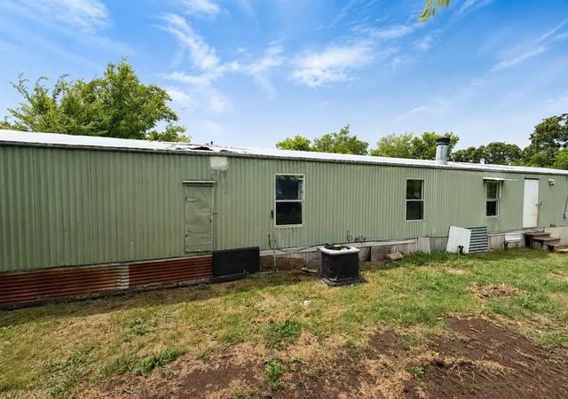 Homes for sale in Sulphur, OK | 206 W Tahlequah Ave, Sulphur, OK 73086 | MLS# 1238204