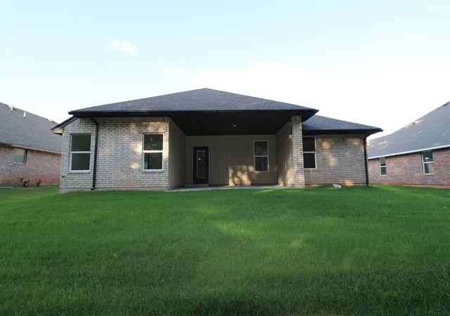 Homes for sale in Noble, OK | 132 Mountain Laurel Wy, Noble, OK 73068 | MLS# 1238217