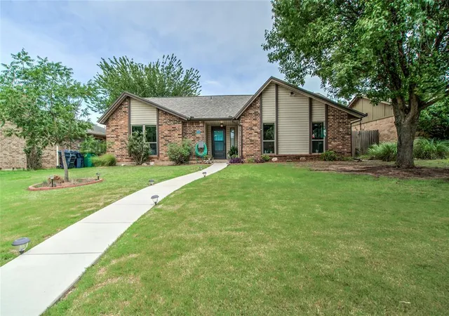image of 517 Nw 140th St, Edmond, OK 73013 | MLS# 1238239