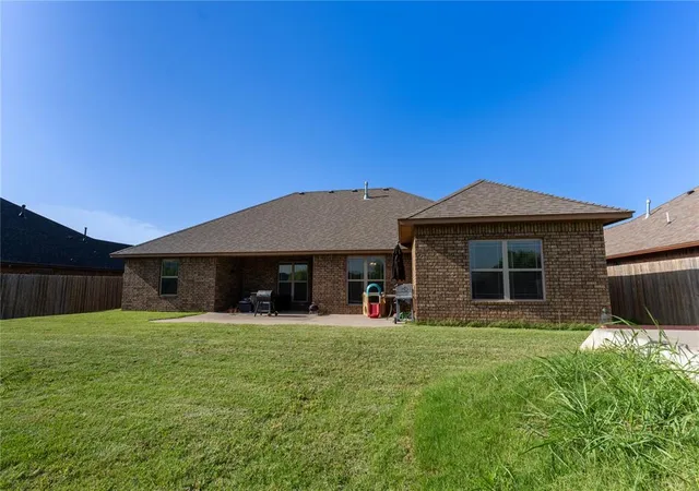 Homes for sale in Elgin, OK | 1605 Ne White Rock Dr, Elgin, OK 73538 | MLS# 1238286