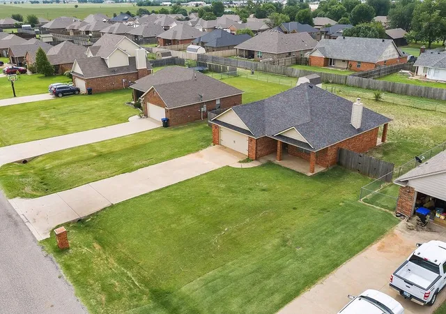 Homes for sale in Cashion, OK | 224 Comanche, Cashion, OK 73016 | MLS# 1238301
