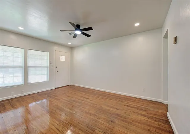 Photo 4 of Single family home for sale at 2837 SW 53rd Street, Oklahoma City, OK 73119 | MLS# 1238306 | Listing updated on 2026-07-08