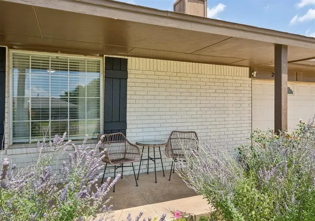 Photo 3 of Single family home for sale at 2111 Van Buren Ave, Piedmont, OK 73078 | MLS# 1238309 | Listing updated on 2026-10-05