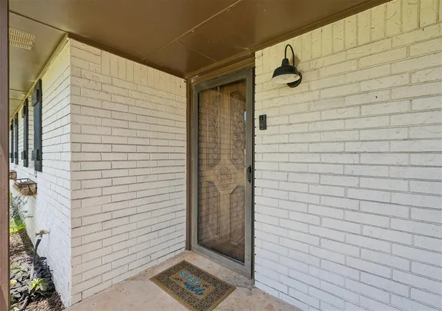 Photo 4 of Single family home for sale at 2111 Van Buren Ave, Piedmont, OK 73078 | MLS# 1238309 | Listing updated on 2026-10-05