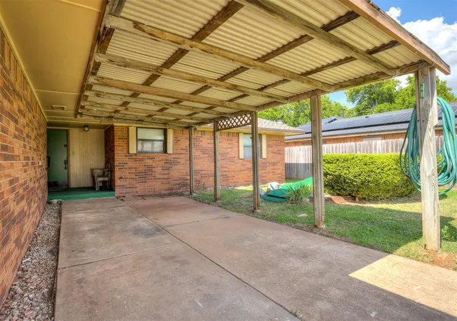 3rd image of 741 W Elder Dr, Mustang, OK 73064 | MLS# 1238322