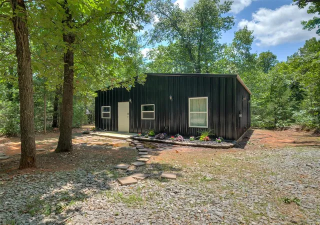 Homes for sale in Newalla, OK | 17800 E Indian Hills Rd, Newalla, OK 74857 | MLS# 1238333