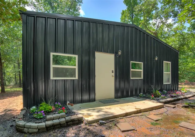 Homes for sale in Newalla, OK | 17800 E Indian Hills Rd, Newalla, OK 74857 | MLS# 1238333