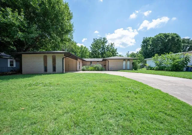 3rd image of 607 S Willis St #607 & 609, Stillwater, OK 74074 | MLS# 1238338