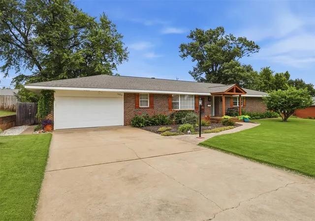 Homes for sale in Stillwater, OK | 1024 W Will Rogers Dr, Stillwater, OK 74075 | MLS# 1238343