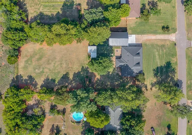 50th image of 540 E Suera Ter, Mustang, OK 73064 | MLS# 1238348