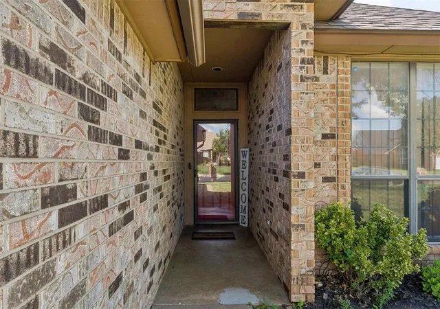 Photo 3 of Sale Pending at 8117 Timothy Ln, Oklahoma City, OK 73135 | MLS# 1238372 | Listing updated on 2026-09-03