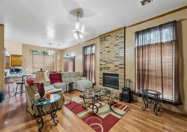 Photo 4 of Sale Pending at 8117 Timothy Ln, Oklahoma City, OK 73135 | MLS# 1238372 | Listing updated on 2026-09-03