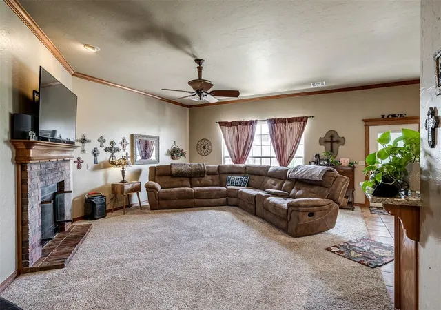 Homes for sale in Harrah, OK | 3840 Pachem Ave, Harrah, OK 73045 | MLS# 1238384