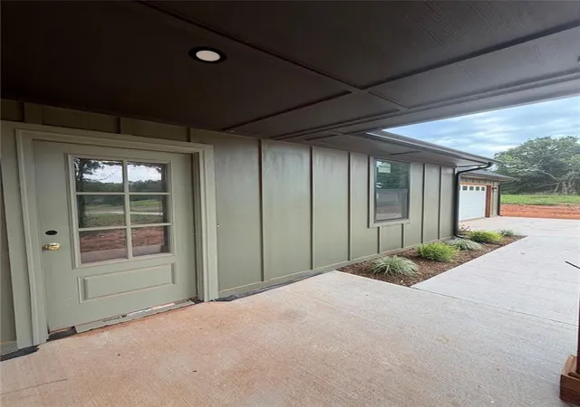 2nd image of 7735 Old Oak Trl, Guthrie, OK 73044 | MLS# 1238390
