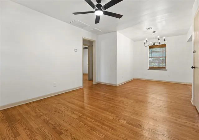 3rd image of 3025 N Utah Ave, Oklahoma City, OK 73107 | MLS# 1238396