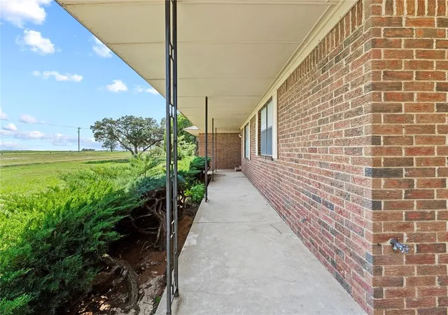 Homes for sale in Fort Cobb, OK | 10190 County Road 1310, Fort Cobb, OK 73038 | MLS# 1238398