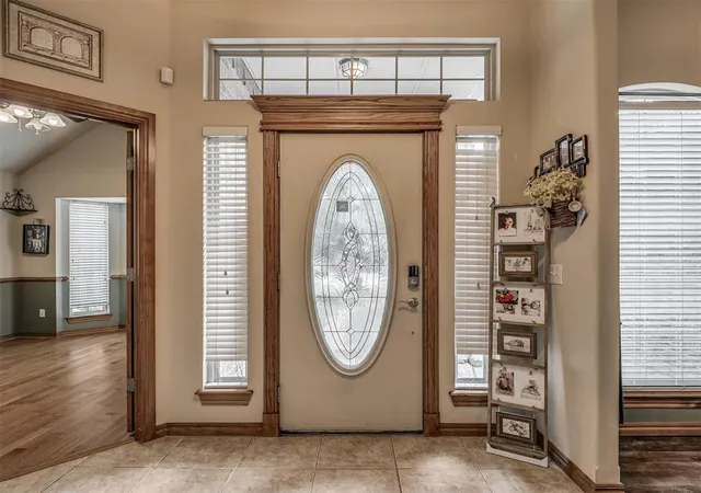Photo 3 of Single family home for sale at 10700 NW 40th Street, Yukon, OK 73099 | MLS# 1238403 | Listing updated on 2026-10-13