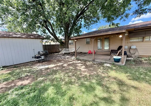 Homes for sale in Altus, OK | 1724 N Willard St, Altus, OK 73521 | MLS# 1238411