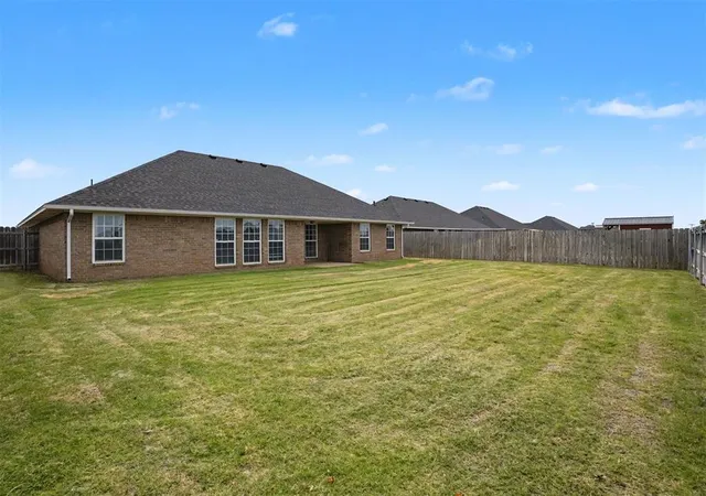 Homes for sale in Altus, OK | 3029 White Tail Dr, Altus, OK 73521 | MLS# 1238413