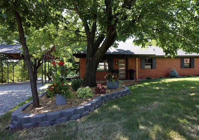 Homes for sale in Newcastle, OK | 1838 S Country Club Rd, Newcastle, OK 73065 | MLS# 1238420