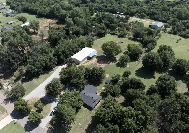 Homes for sale in Newcastle, OK | 1838 S Country Club Rd, Newcastle, OK 73065 | MLS# 1238420
