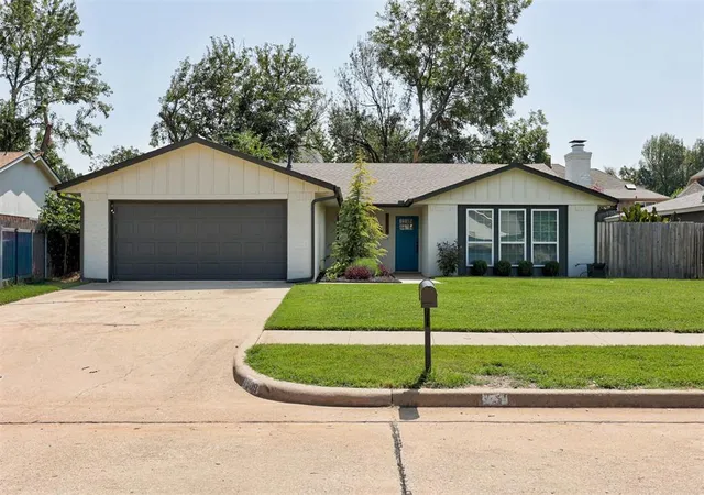 1st image of 1509 Davinbrook Dr, Norman, OK 73072 | MLS# 1238439