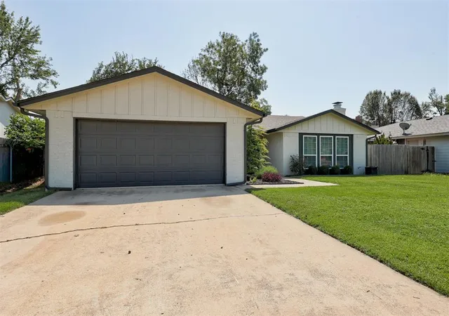 4th image of 1509 Davinbrook Dr, Norman, OK 73072 | MLS# 1238439