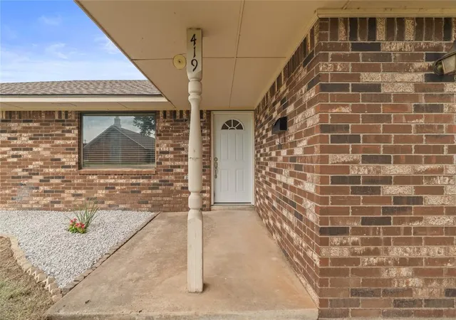 Homes for sale in Watonga, OK | 419 N Noble Ave, Watonga, OK 73772 | MLS# 1238447