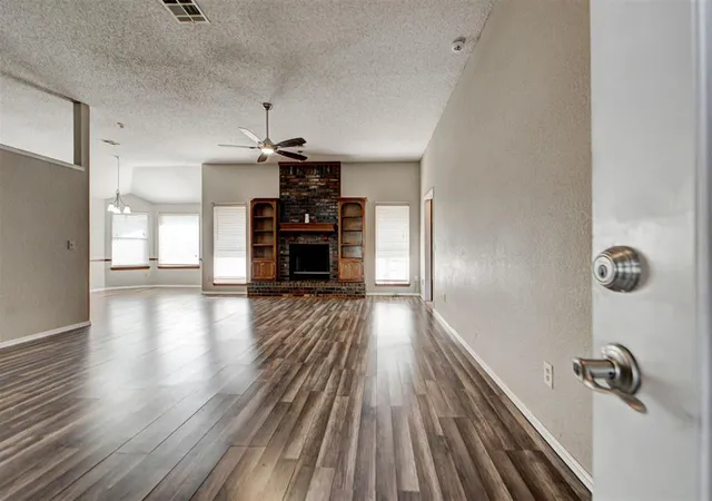 Photo 4 of Single family home for sale at 2620 Sequoyah Ave, Moore, OK 73160 | MLS# 1238453 | Listing updated on 2026-09-01