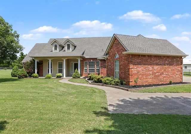 Photo 3 of Single family home for sale at 9024 Wheatland Dr, Oklahoma City, OK 73169 | MLS# 1238458 | Listing updated on 2026-10-05