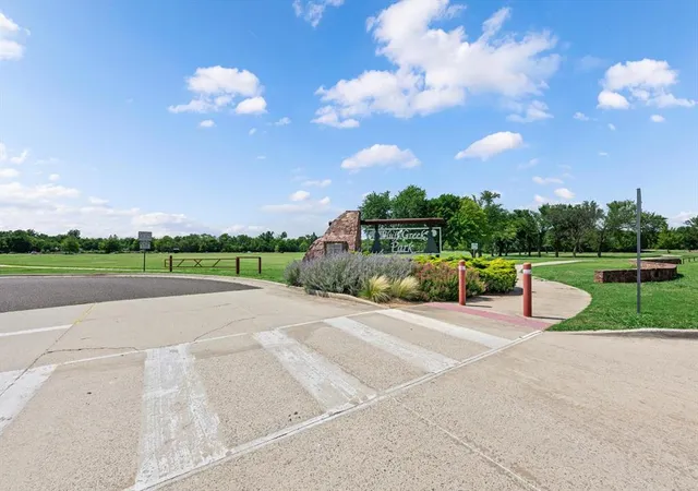Homes for sale in Oklahoma City, OK | 11525 N Meridian Ave #206, Oklahoma City, OK 73120 | MLS# 1238481