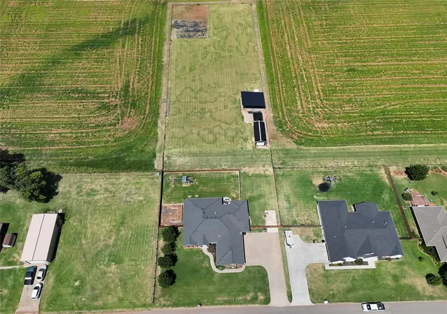 Homes for sale in Clinton, OK | 106 Riverview Dr, Clinton, OK 73601 | MLS# 1238497