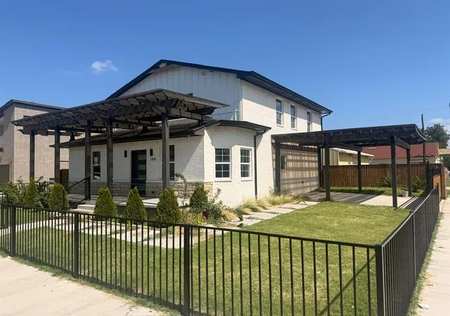 Photo 1 of Single family home for sale at 1301 Nw 1st Street, Oklahoma City, OK 73106 | MLS# 1238499 | Listing updated on 2026-07-22