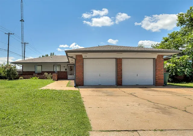 Photo 1 of Sale Pending at 136 Elwood Dr, Edmond, OK 73013 | MLS# 1238506 | Listing updated on 2026-08-17