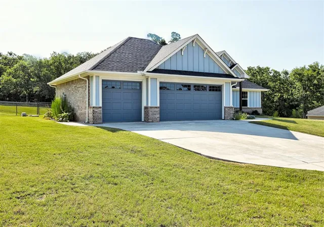 3rd image of 9500 Megans Wy, Mc Loud, OK 74851 | MLS# 1238507