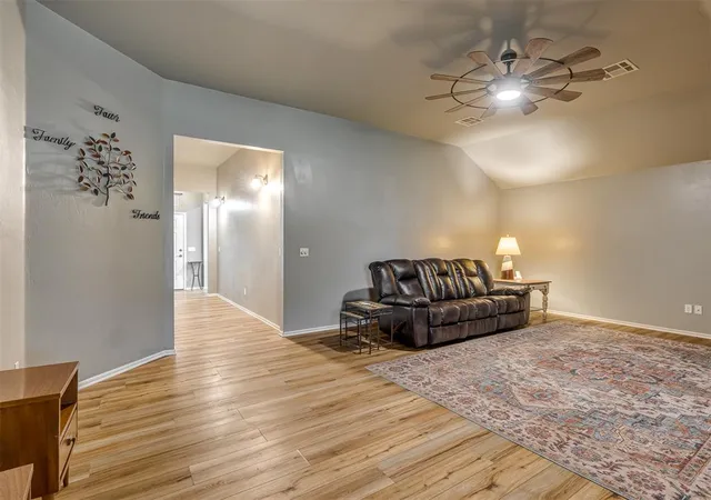Photo 4 of Single family home for sale at 8128 Kaden Rd, Oklahoma City, OK 73132 | MLS# 1238512 | Listing updated on 2026-08-19