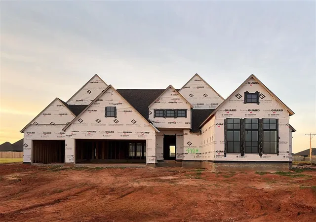 Single family home for sale at 4108 Diamond Ct, Piedmont, OK 73078 | MLS# 1238517
