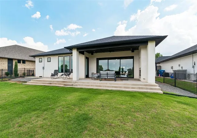 44th image of 2109 Wiregrass Dr, Edmond, OK 73025 | MLS# 1238518