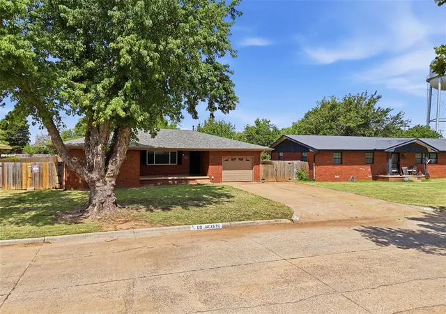 5th image of 1320 S 11Th St, Kingfisher, OK 73750 | MLS# 1238519