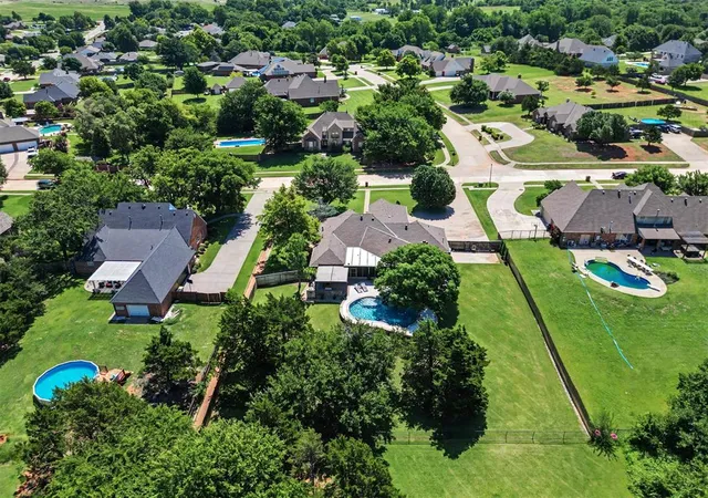 Homes for sale in Mustang, OK | 1321 N Bittercreek Ter, Mustang, OK 73064 | MLS# 1238522