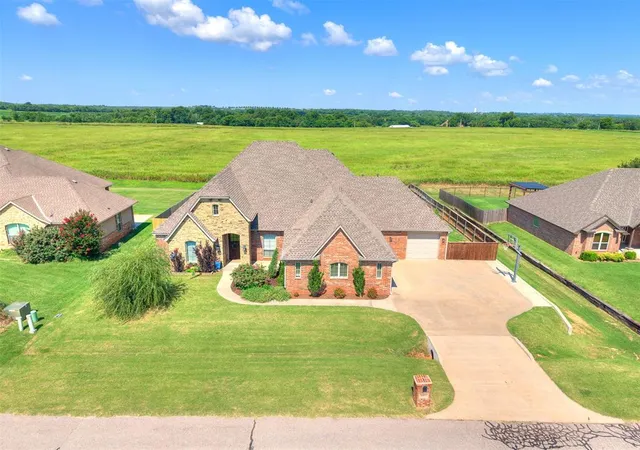Homes for sale in Norman, OK | 31877 Boomer Ave, Norman, OK 73072 | MLS# 1238532