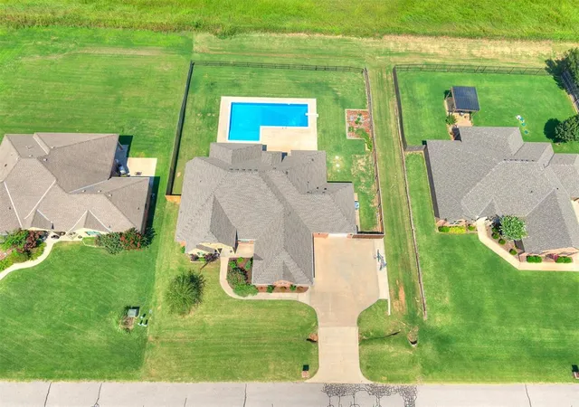 Homes for sale in Norman, OK | 31877 Boomer Ave, Norman, OK 73072 | MLS# 1238532