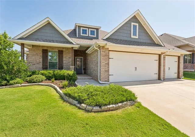 Photo 2 of Sale Pending at 4208 Armstead Ave, Edmond, OK 73012 | MLS# 1238537 | Listing updated on 2026-09-19