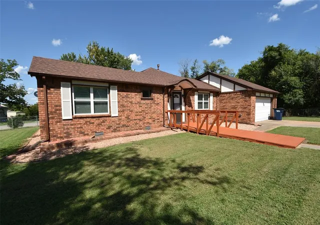 Homes for sale in Seminole, OK | 1612 Foster Ave, Seminole, OK 74868 | MLS# 1238541