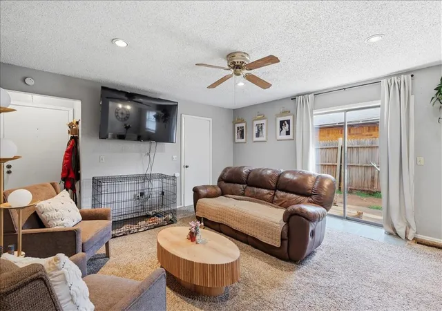 4th image of 1312 Pennington Ave, Edmond, OK 73012