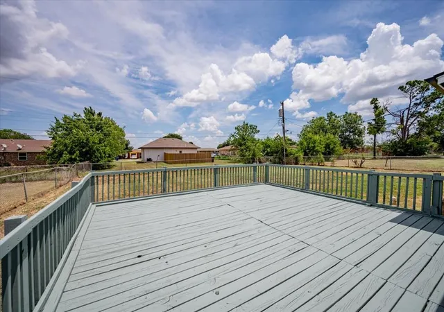 Homes for sale in Chickasha, OK | 119 Windsor Rd, Chickasha, OK 73018 | MLS# 1238544