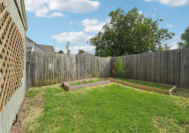 Homes for sale in Moore, OK | 1013 Nw 5th St, Moore, OK 73160 | MLS# 1238547
