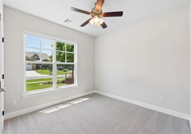 5th image of 4321 Ne 125Th Ct, Edmond, OK 73013 | MLS# 1238553