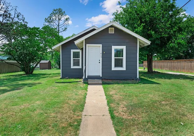 1st image of 415 S 4th Ave, Purcell, OK 73080 | MLS# 1238556
